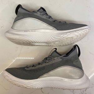 Curry Flow 8 'Shine'